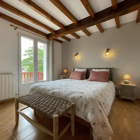 Bixta Eder * Hélette